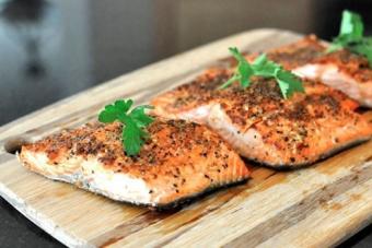 Fırında kırmızı balık - basit ve orijinal yemekler için en iyi tarifler